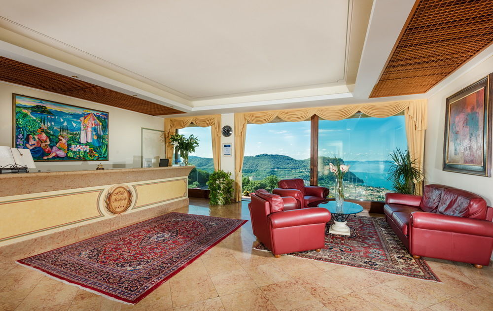 Residence Madrigale Марчиага Экстерьер фото